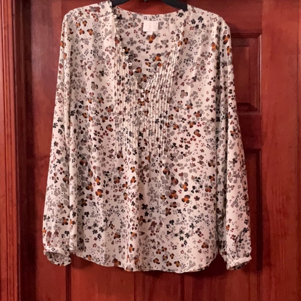 Violet & Claire Cream Long Sleeve Blouse with Mandarin Collar